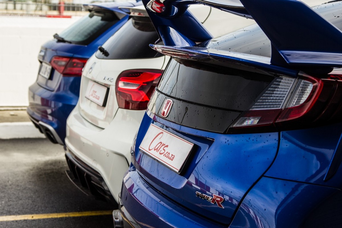 Track Race Audi RS3 Vs Merc AMG A45 Vs Honda Civic Type R Vs BMW M2
